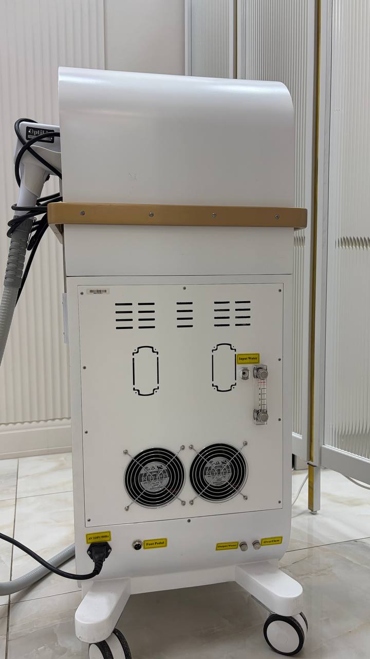 OptiLip, задняя панель